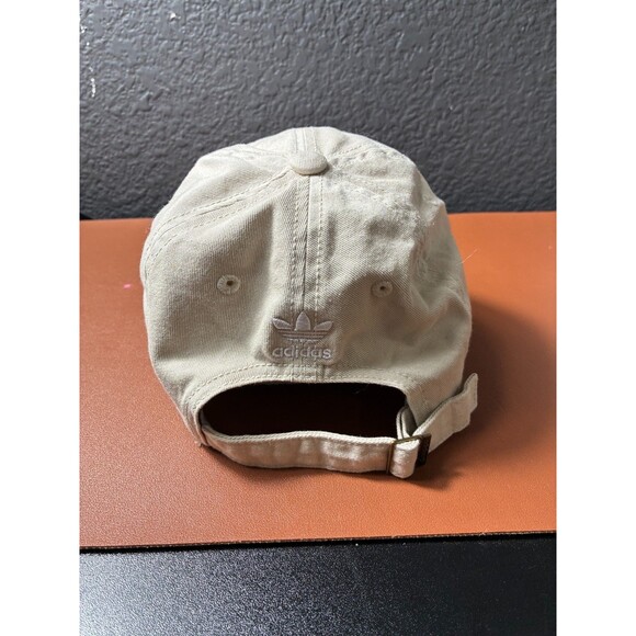 Adidas Trefoil Logo Baseball Cap Hat One Size Adjustable Strap Tan Beige - Picture 3 of 5